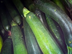 Is Zucchini A Green Squash? 2 is zucchini a green squash