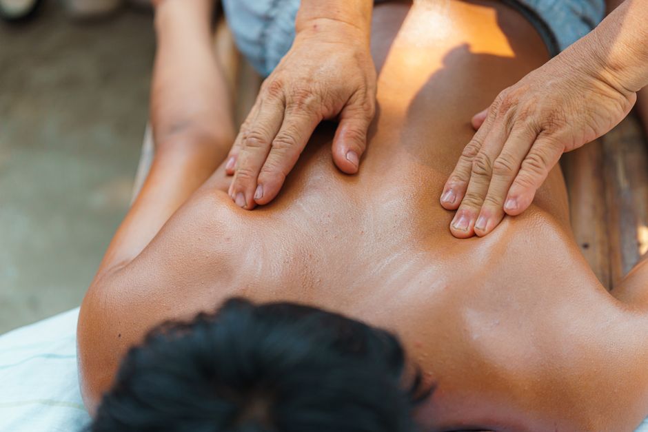swimming good for si joint pain