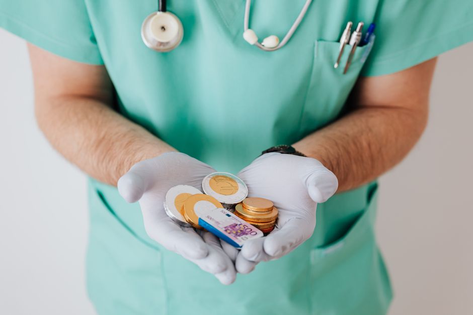 what is memory care costs signs and who needs it
