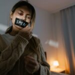 what is pressured speech signs causes treatment