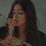 why do i get sick after eating spaghetti sauce