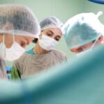are ventriculoperitoneal shunts safe for mri