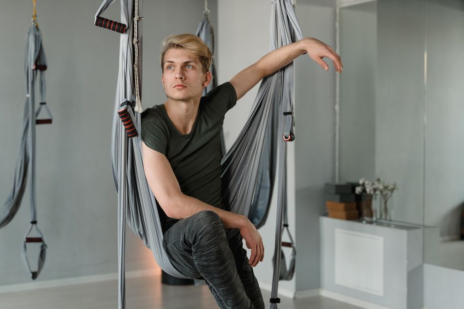 does hanging out with guys increase testosterone