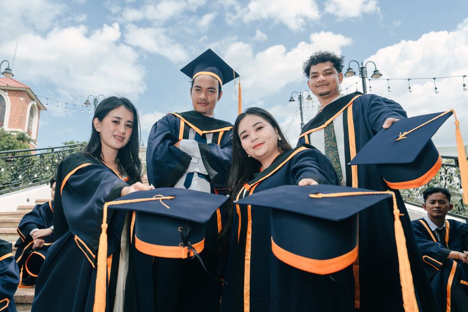 how to become an rn without a college degree