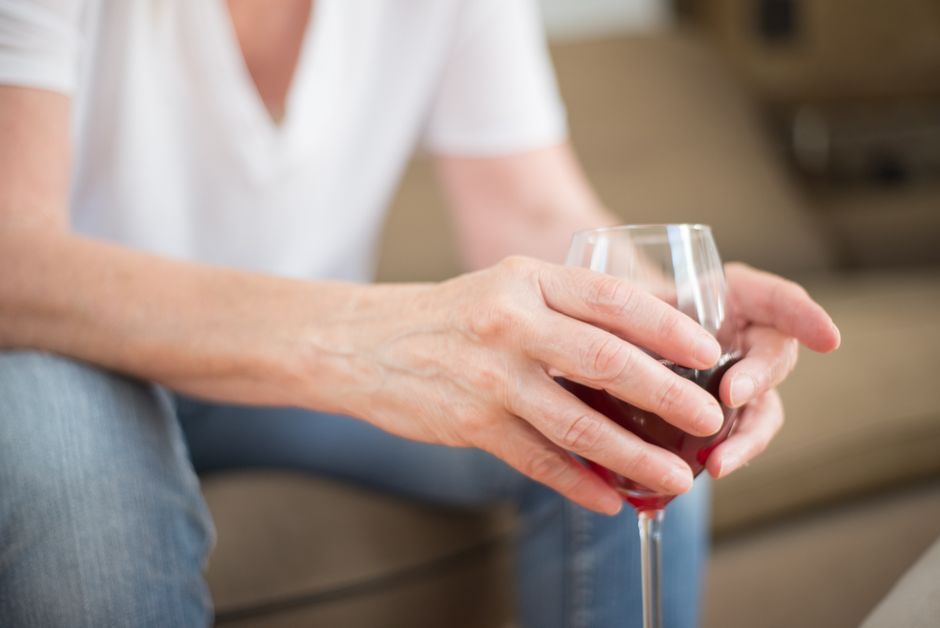 how to control drinking alcohol without quitting