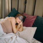 how to fall asleep with a stuffy nose tonight