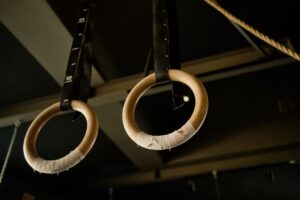 how to get a stuck ring off