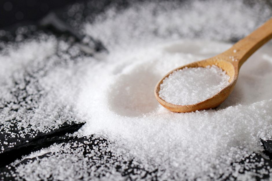 how to make a saltwater rinse recipe and uses