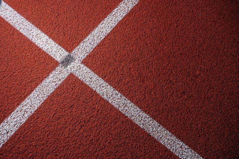 How To Mark Out A Square On The Ground 3 4 5 Rule?