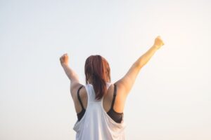 how to raise progesterone levels naturally and medically