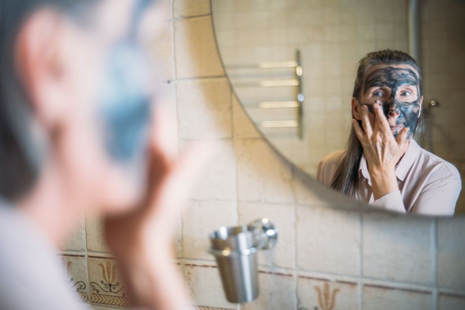 how to reverse facial aging naturally at home