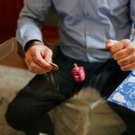 how to spin a coin for a long time tips that work