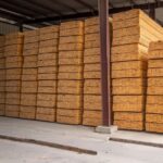 how to stack lumber with interlocking rows safely