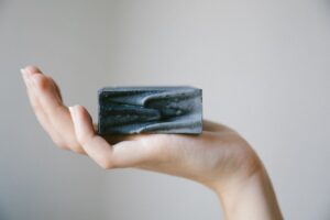 How To Use Activated Charcoal To Eliminate Odors? 8 how to use activated charcoal to eliminate odors