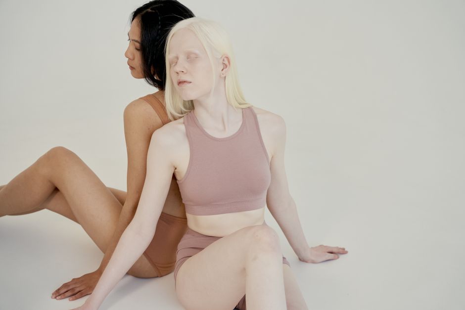 is led light good for skin colors benefits risks