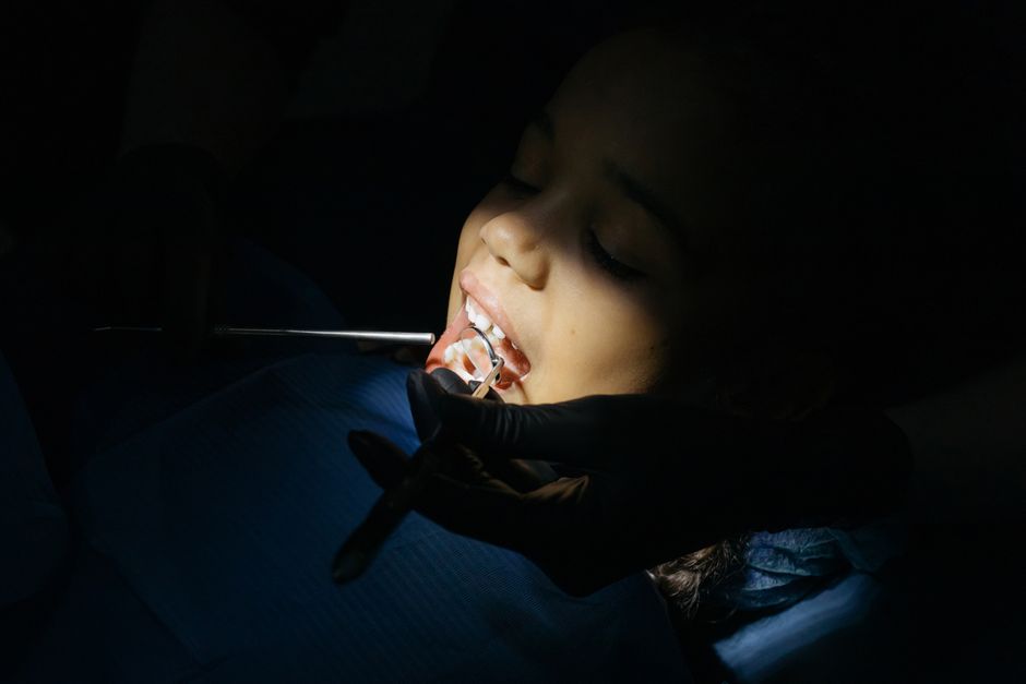 it take to digest swallowed gum