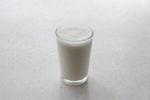 Does Milk Make You Gain Belly Fat? What's Actually True 1 milk make you gain belly fat