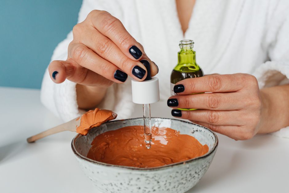 what ingredients lighten skin top actives explained