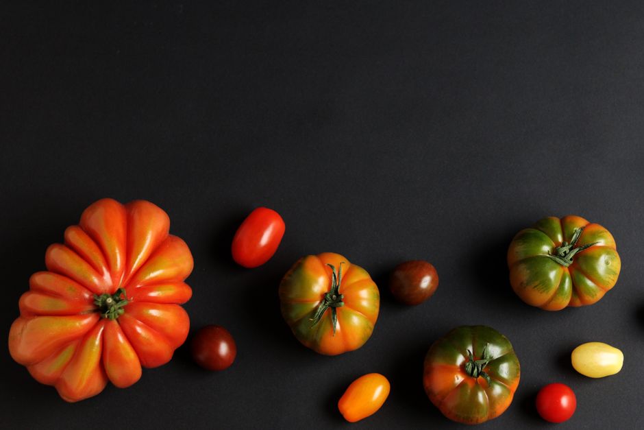 what is a black tomato varieties taste and nutrition