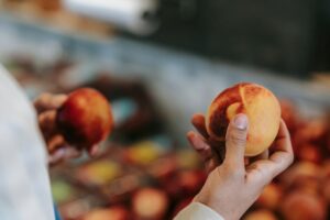 what makes peaches mealy and how to prevent it