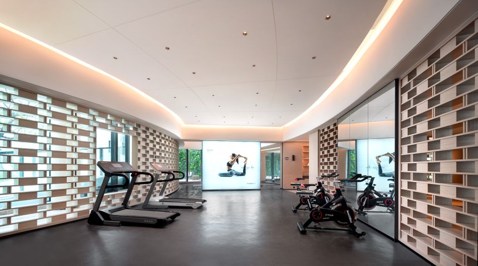 why can i run on a treadmill but not outside