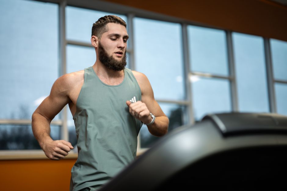 will running build muscle